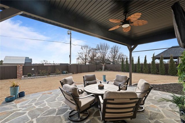 431 Ceola Avenue, Springdale, AR 72762