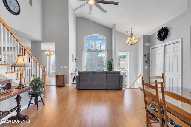 126 Melanie Way 1903, Manahawkin, NJ 08050