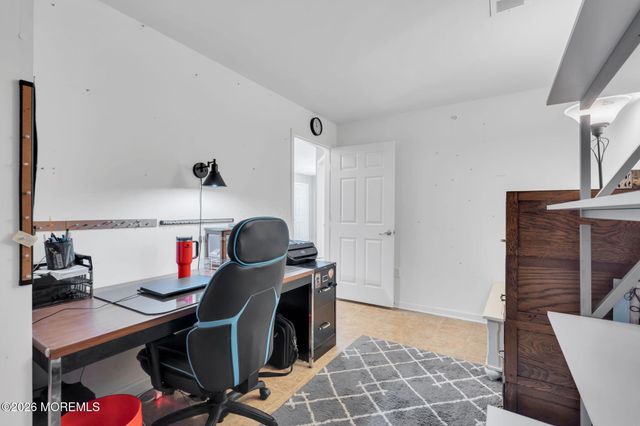 126 Melanie Way 1903, Manahawkin, NJ 08050