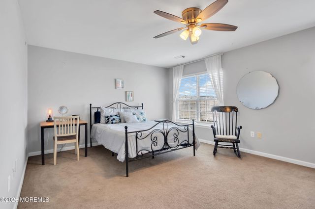 126 Melanie Way 1903, Manahawkin, NJ 08050