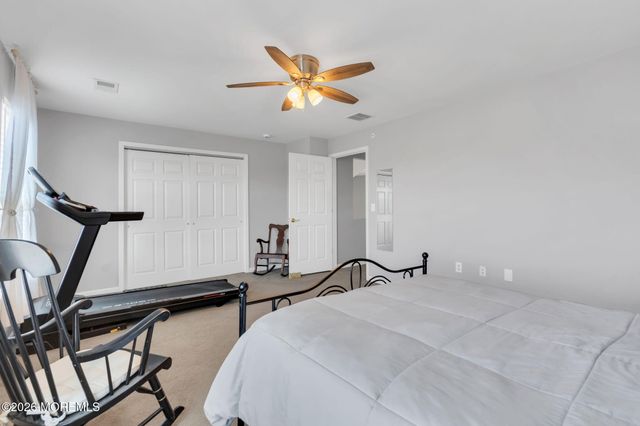 126 Melanie Way 1903, Manahawkin, NJ 08050