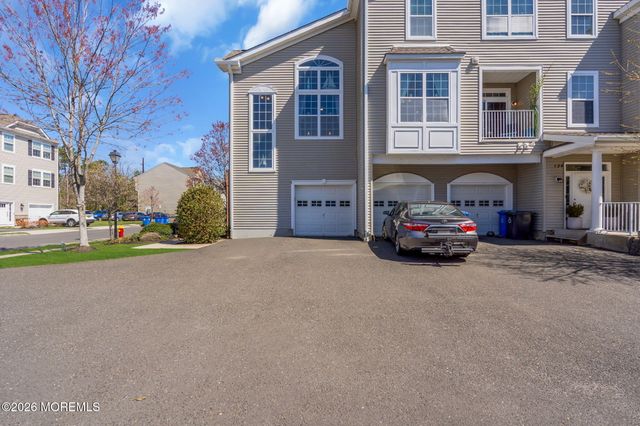 126 Melanie Way 1903, Manahawkin, NJ 08050