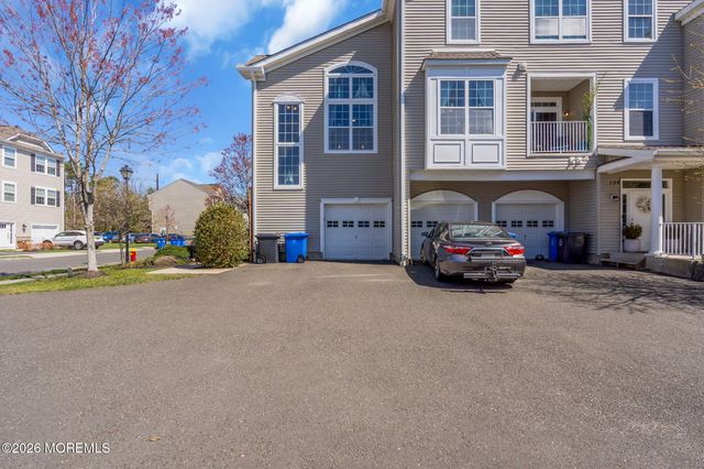 126 Melanie Way 1903, Manahawkin, NJ 08050