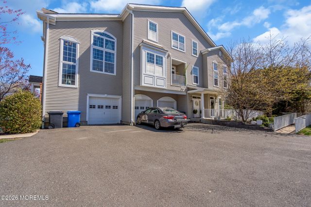 126 Melanie Way 1903, Manahawkin, NJ 08050