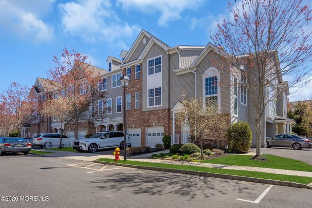 126 Melanie Way 1903, Manahawkin, NJ 08050