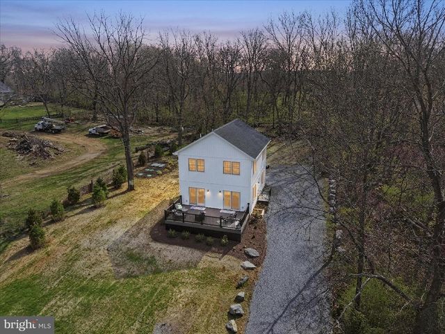 436 SUMMERVILLE RD, Boyce, VA 22620