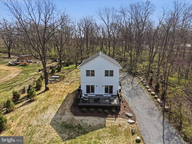 436 SUMMERVILLE RD, Boyce, VA 22620