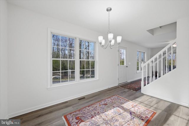 436 SUMMERVILLE RD, Boyce, VA 22620