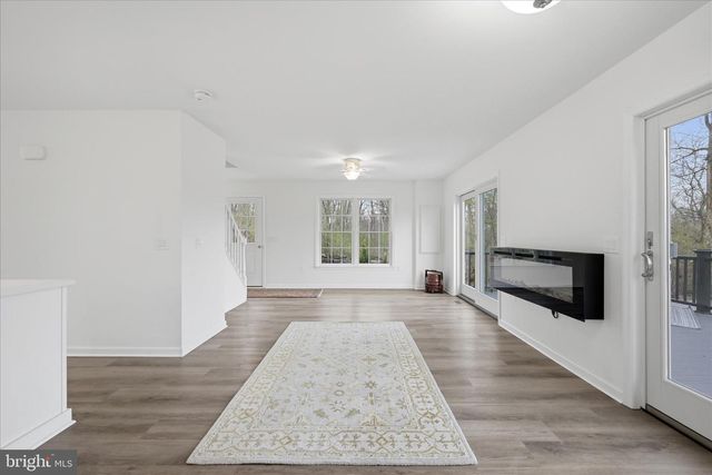 436 SUMMERVILLE RD, Boyce, VA 22620