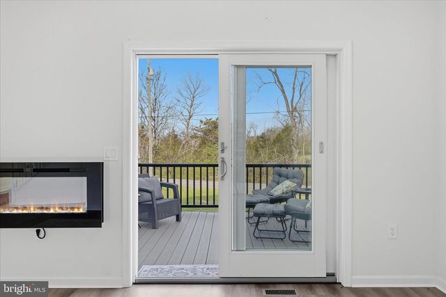 436 SUMMERVILLE RD, Boyce, VA 22620