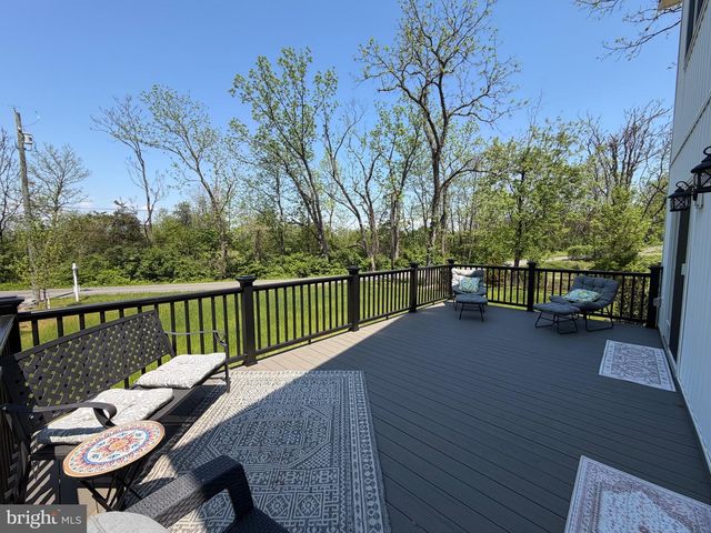 436 SUMMERVILLE RD, Boyce, VA 22620