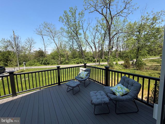 436 SUMMERVILLE RD, Boyce, VA 22620