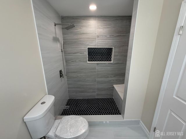 10 Betsy Ross Drive B, Monroe, NJ 08831