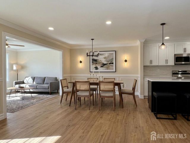 10 Betsy Ross Drive B, Monroe, NJ 08831