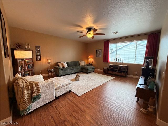 7800 Four Seasons Drive, Las Vegas, NV 89129