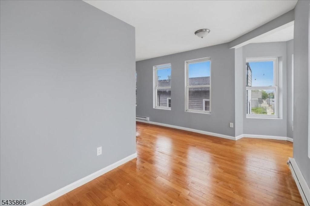 422 18th Avenue, Newark City, NJ 07108 — photo 4