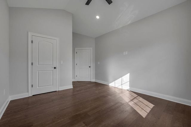 109 Linzi Way, Paris, KY 40361
