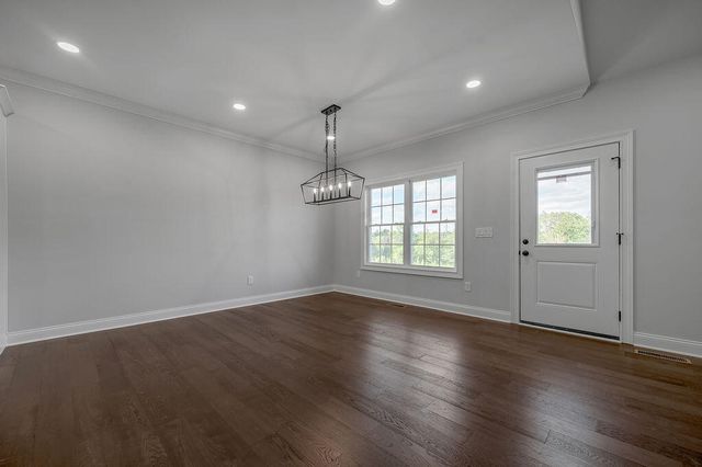 109 Linzi Way, Paris, KY 40361