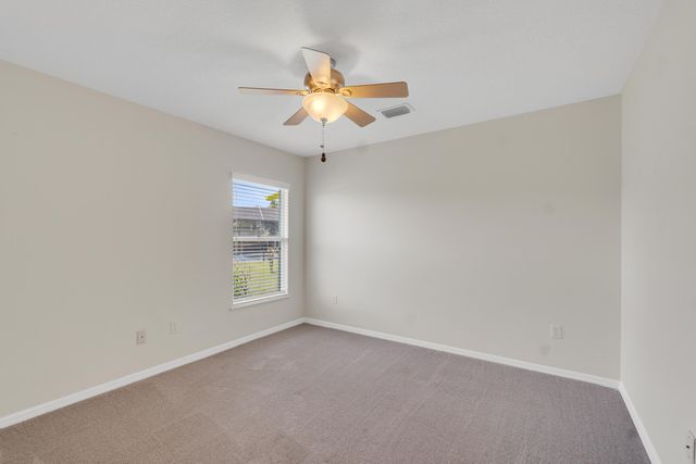 1025 SOUTHLAKES Way SW, Vero Beach, FL 32968
