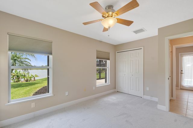 1025 SOUTHLAKES Way SW, Vero Beach, FL 32968