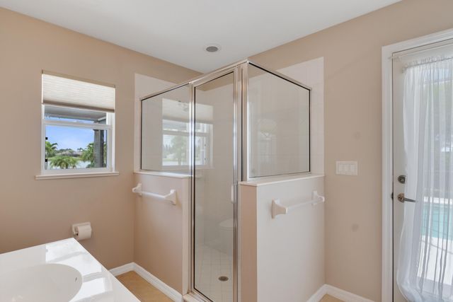 1025 SOUTHLAKES Way SW, Vero Beach, FL 32968