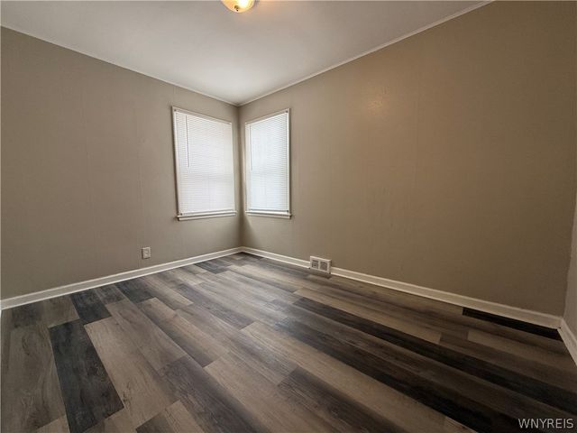 2456 South Avenue, Niagara Falls, NY 14305