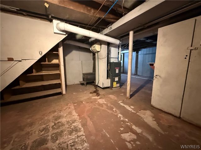 2456 South Avenue, Niagara Falls, NY 14305