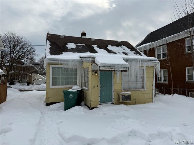 2456 South Avenue, Niagara Falls, NY 14305