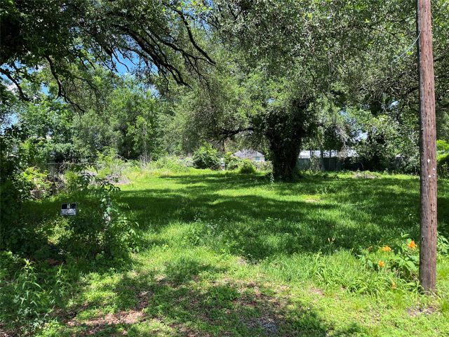 6700 Sandra St Street, Houston, TX 77028