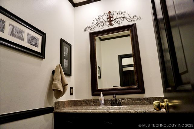 712 Franklin Court, Ardmore, OK 73401