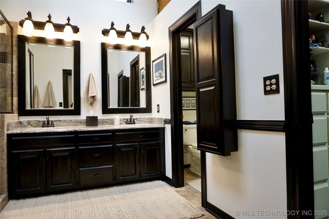 712 Franklin Court, Ardmore, OK 73401