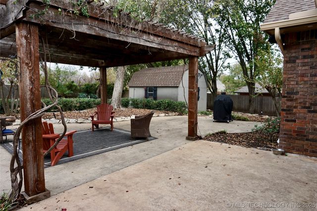 712 Franklin Court, Ardmore, OK 73401