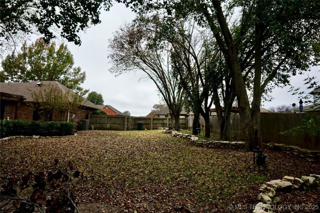 712 Franklin Court, Ardmore, OK 73401