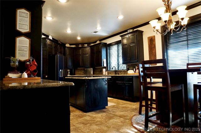 712 Franklin Court, Ardmore, OK 73401