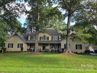 103 Chateau Drive, Gastonia, NC 28056