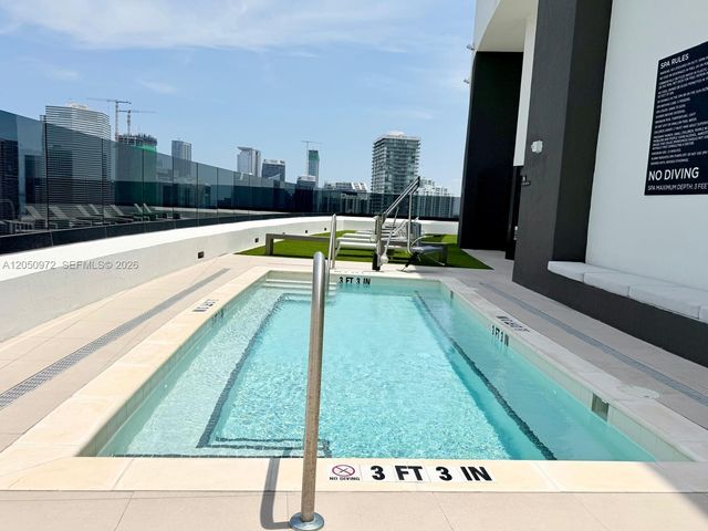 225 N Miami Ave 308, Miami, FL 33128