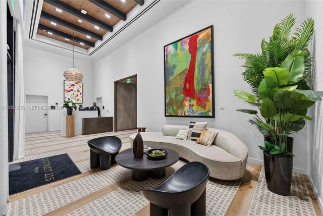 225 N Miami Ave 308, Miami, FL 33128