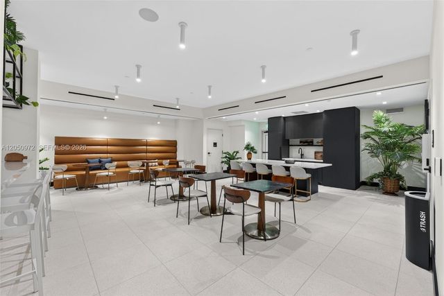 225 N Miami Ave 308, Miami, FL 33128
