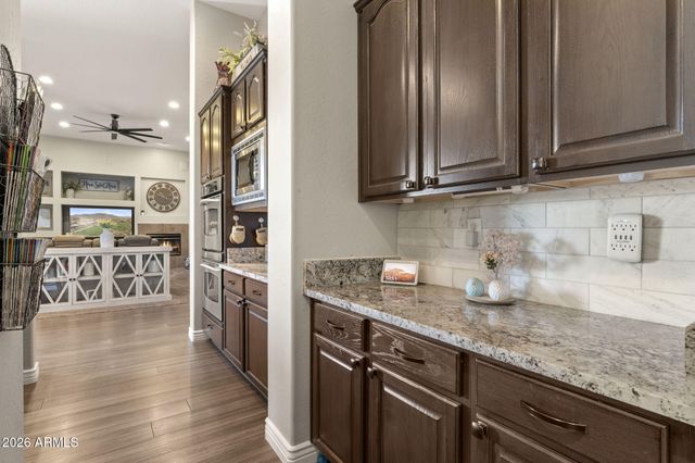 41619 N RIVER BEND Road, Anthem, AZ 85086
