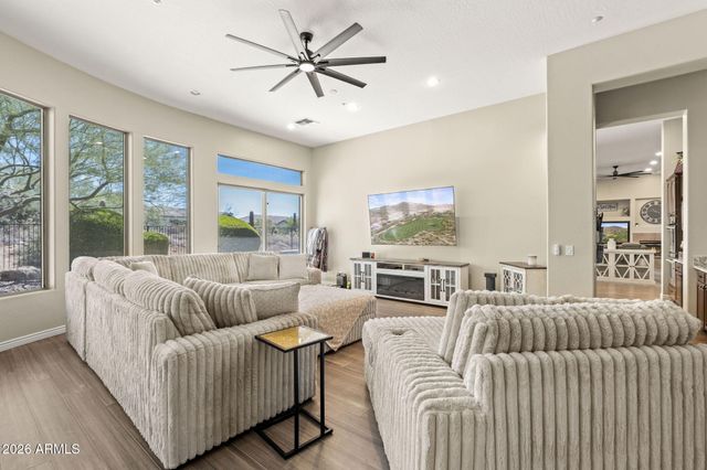 41619 N RIVER BEND Road, Anthem, AZ 85086