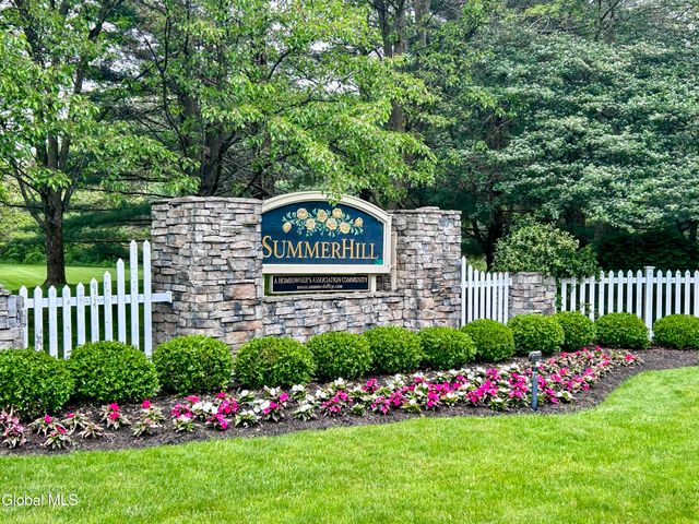 2 Sheridan Court, Clifton Park, NY 12065