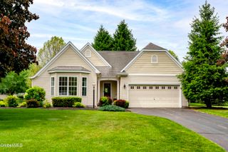 2 Sheridan Court, Clifton Park, NY 12065