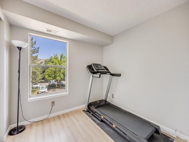 2575 S Syracuse Way K201, Denver, CO 80231
