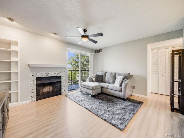 2575 S Syracuse Way K201, Denver, CO 80231