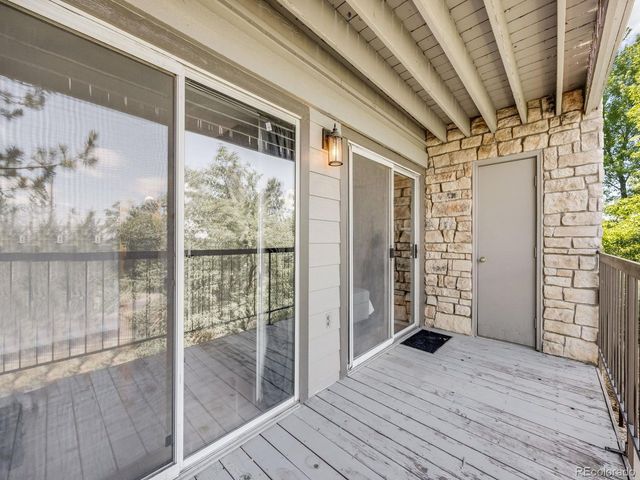 2575 S Syracuse Way K201, Denver, CO 80231
