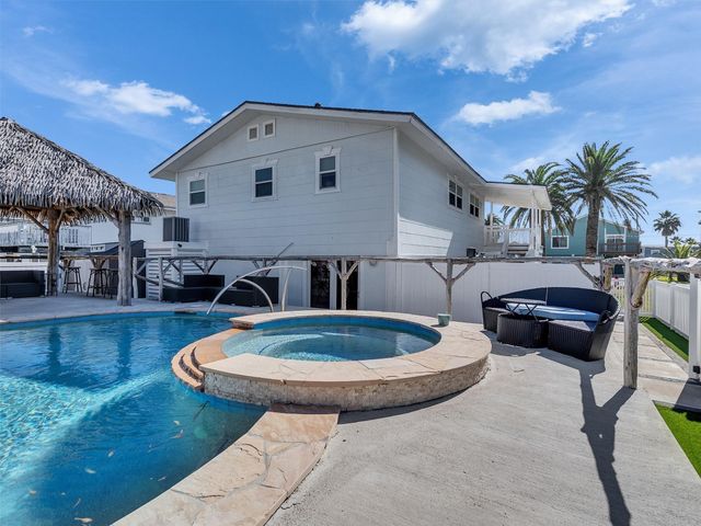 16614 Jamaica Inn Road, Jamaica Beach, TX 77554