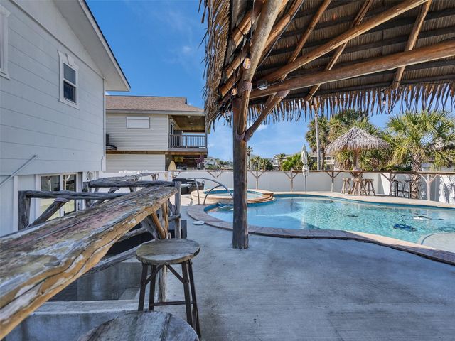 16614 Jamaica Inn Road, Jamaica Beach, TX 77554