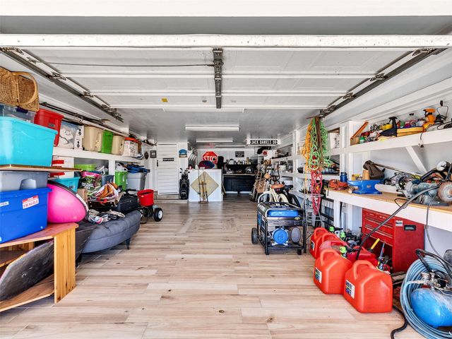 16614 Jamaica Inn Road, Jamaica Beach, TX 77554