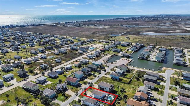 16614 Jamaica Inn Road, Jamaica Beach, TX 77554