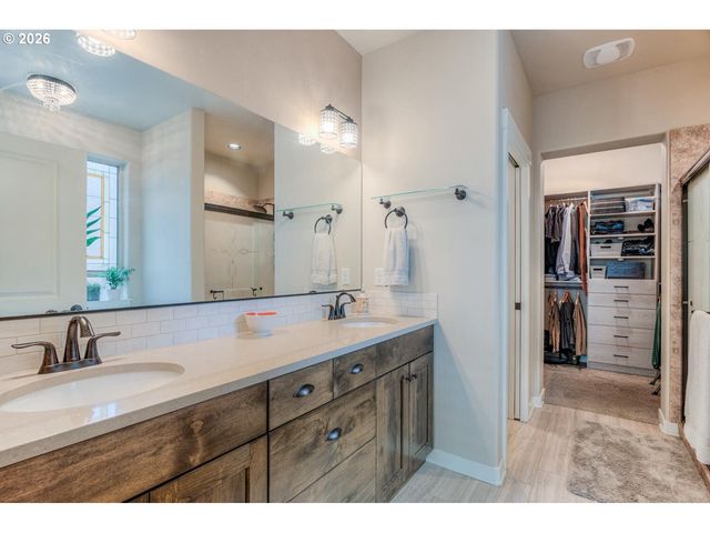 51868 TRAPPER GEORGE Ln, La Pine, OR 97739